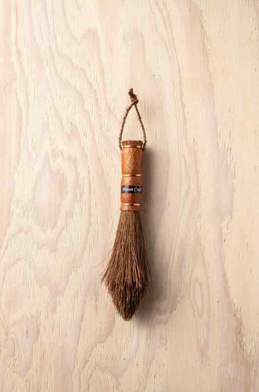 Broom Craft (国産棕櫚手箒)