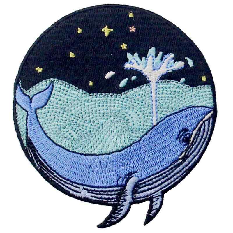 鯨刺繍のバッジのアイロン付けまたは縫い付けるワッペン (海のクジラ)