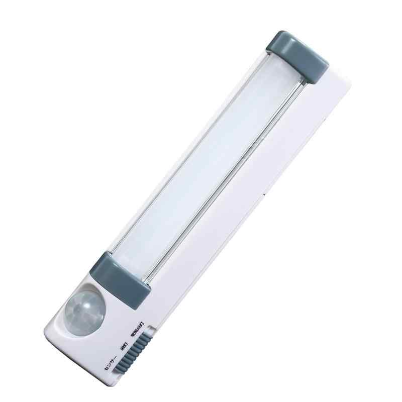 エルパ (ELPA) LEDセンサー付ライト LEDライト 懐中電灯 ナイトライト 9lm 屋内用 PM-L255