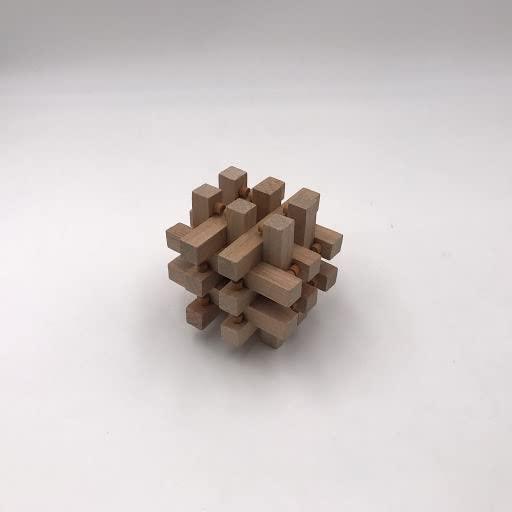 Hmmm? KUMUZ 木製立体パズル クローズドラティス KO173685